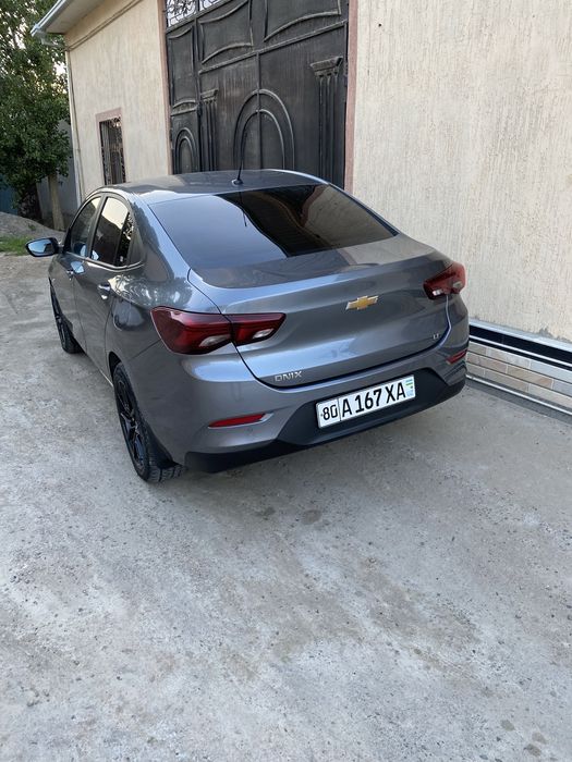 Onix pozitsiya 2 sotiladi