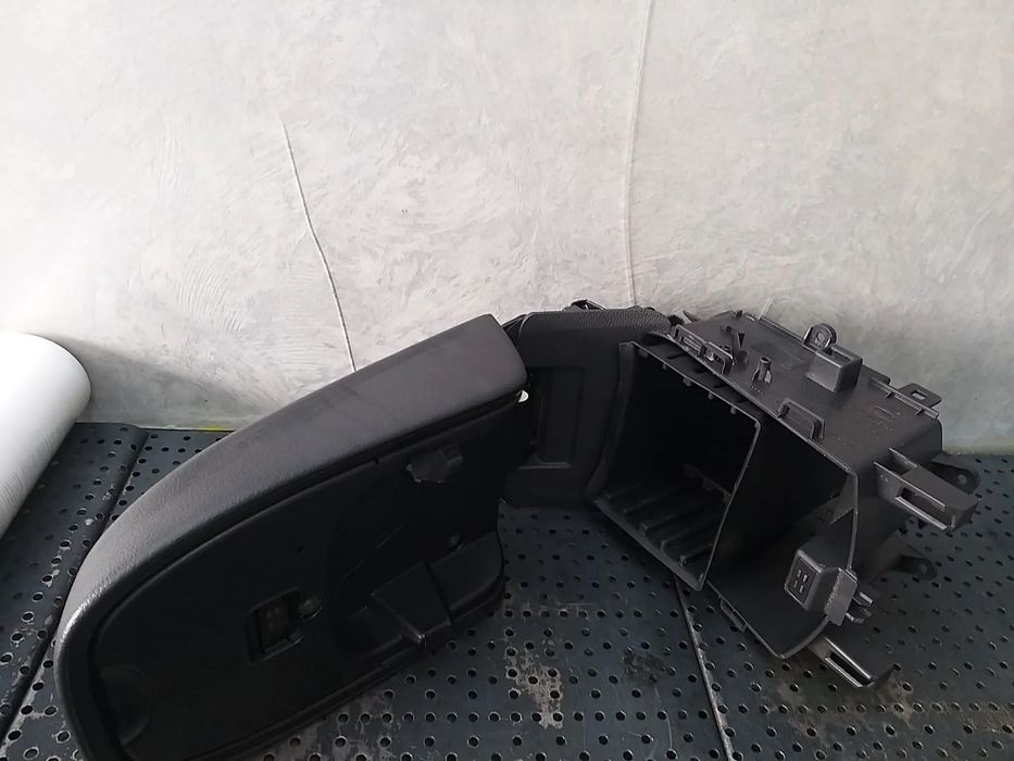 Cotiera piele ford kuga 2 am51r044h60