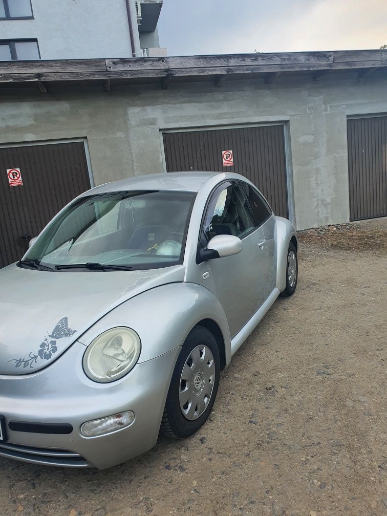 VAND VW BEETLE anul 2002