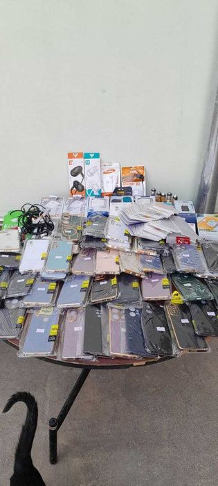 Телефон аксессуарлари сотилади, оптом