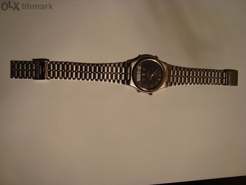 Часовник Q&Q,  часовник Янтар