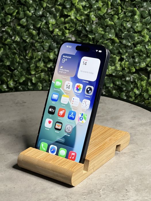 iPhone 15 Pro Natural Titanium 98% baterie ca nou + huse cadou / cablu