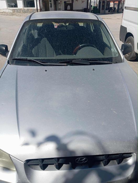 Продава се hyundai acent