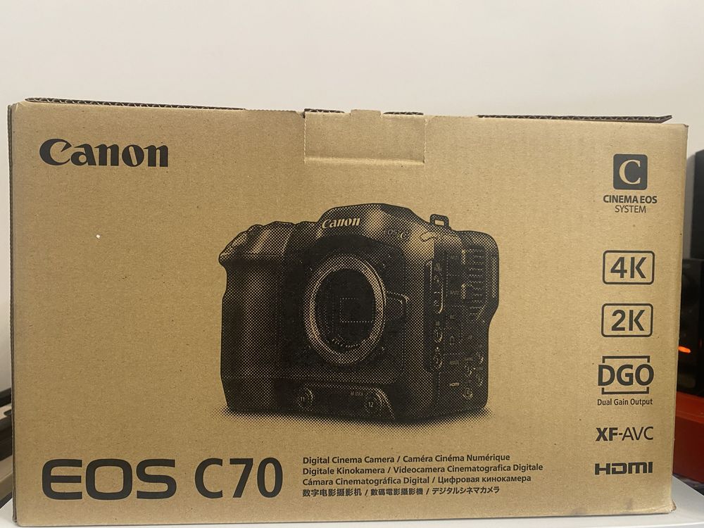 Кинокамера Canon EOS C70 Cinema Camera