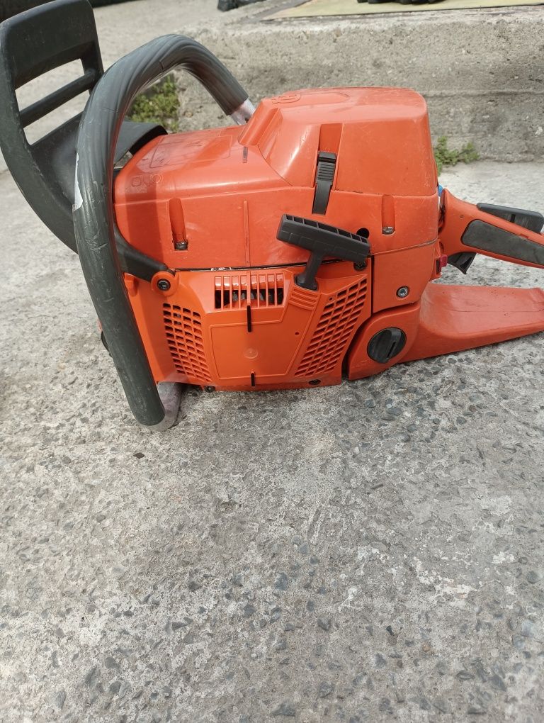 Husqvarna 390xp резачка