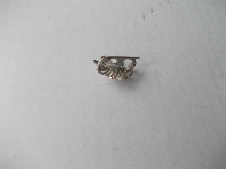 Brosa veche din argint cu perla 1