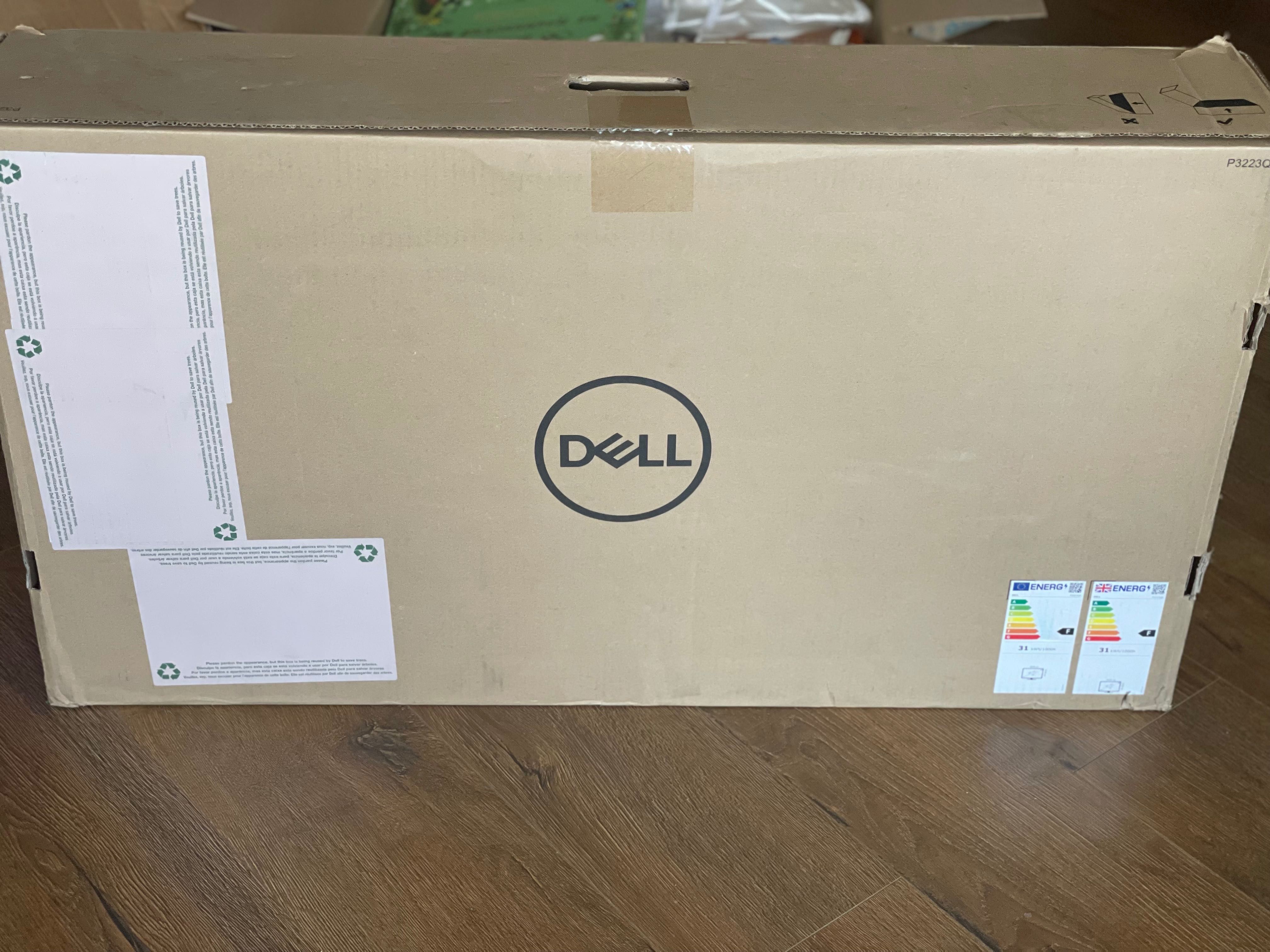 Монитор DELL P3223QE