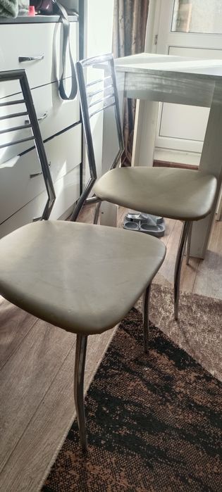 Стулья, 5000 тг, без повреждений