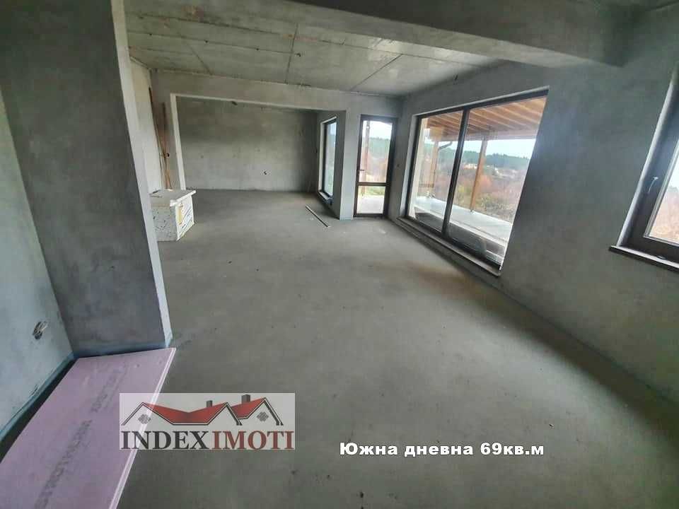 Южна Вила с 4 спални и гараж,Оглед с ключ