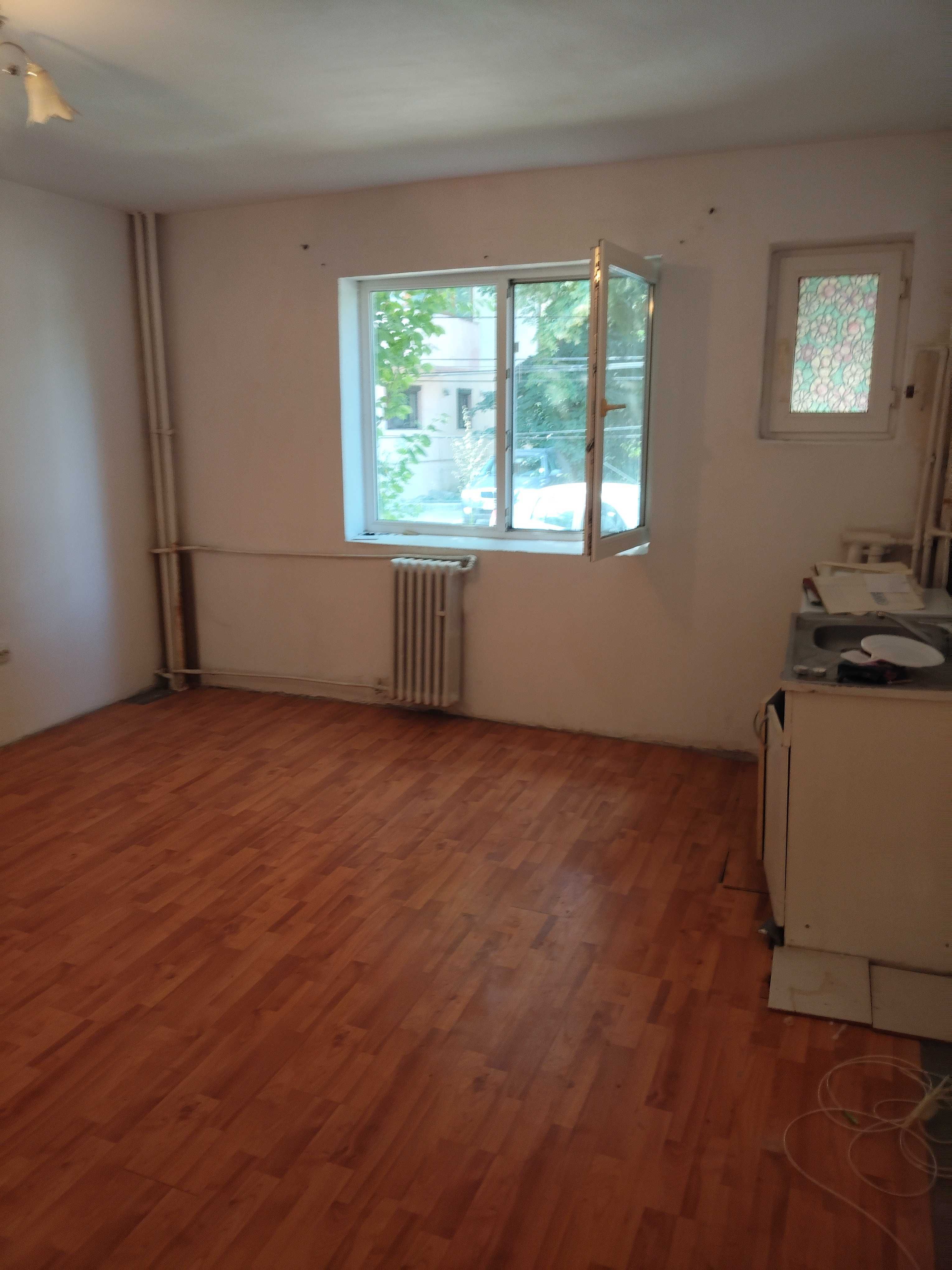 Apartament 2camere. Buzau Crang si teren
