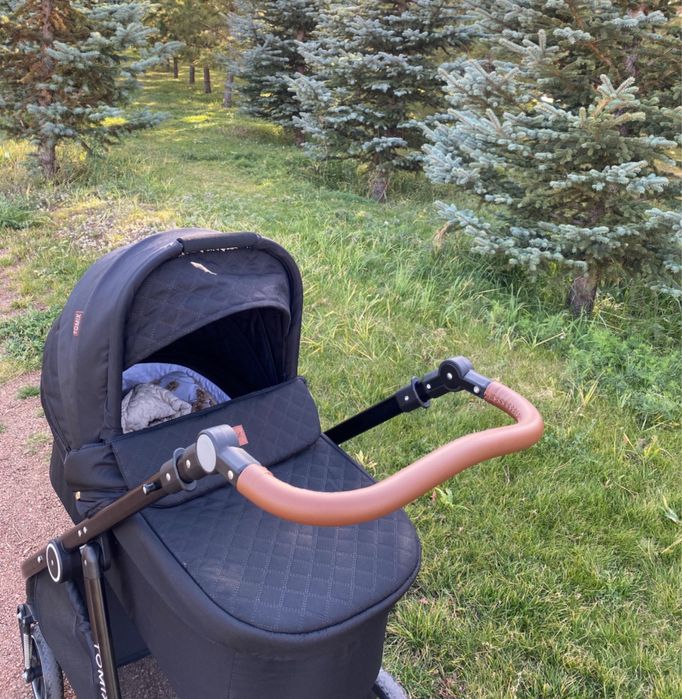 Продам коляску 2в1