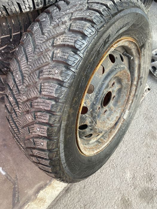 Продам шины с дискоми