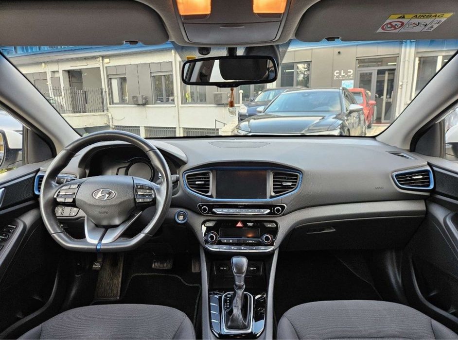 Hyundai Ioniq Hybrid 2019 - 143000km carte service