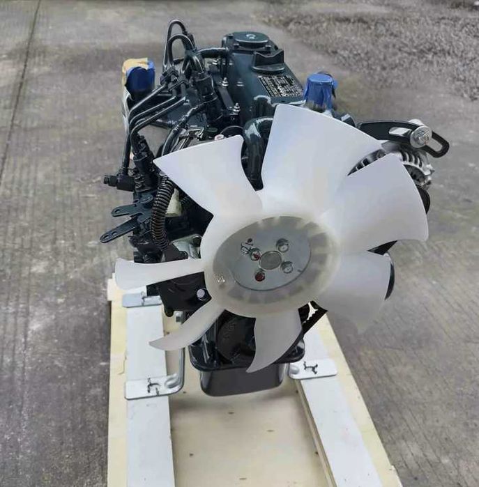 Motor HATZ 1B30C NOU pentru buldoexcavator – Piese motor originale