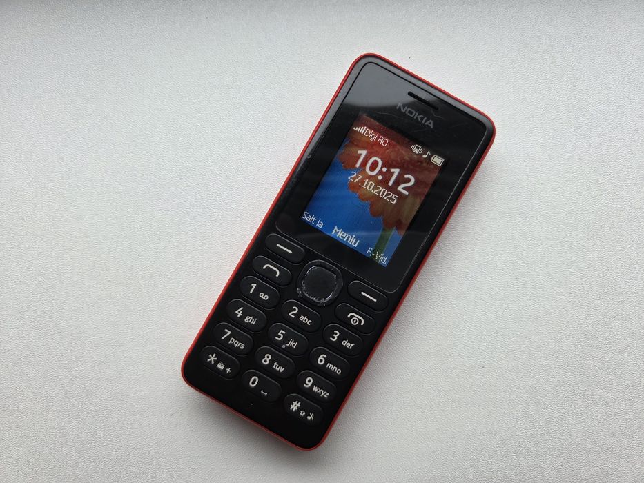 Nokia 108 - telefon simplu cu butoane