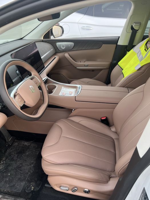 Leapmotor c 11 gibrit