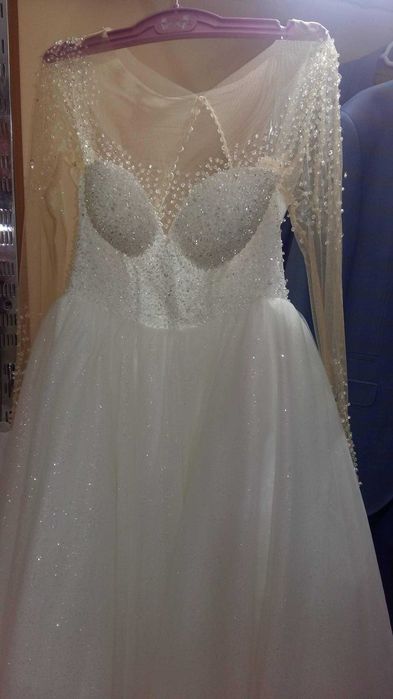 Se vinde rochie de mireasa