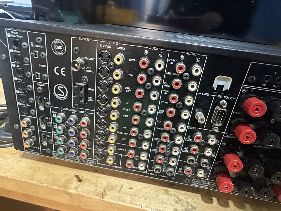 amplificator yamaha 7.1  rx-v4600