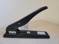 Степлер прошивает от 30-240 страниц  80г/кв.м. Stapler DL230