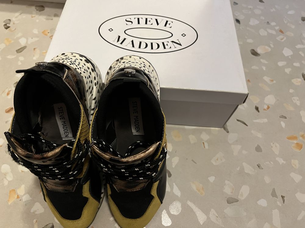 Сникърси/Маратонки Steve Madden