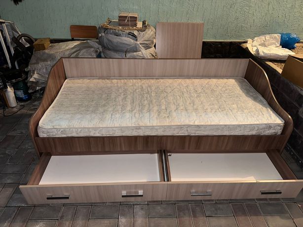 Кровать одно спальная