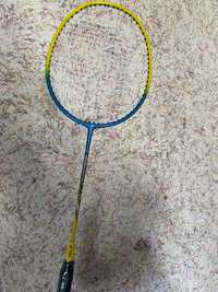 Badminton raketka yangiday