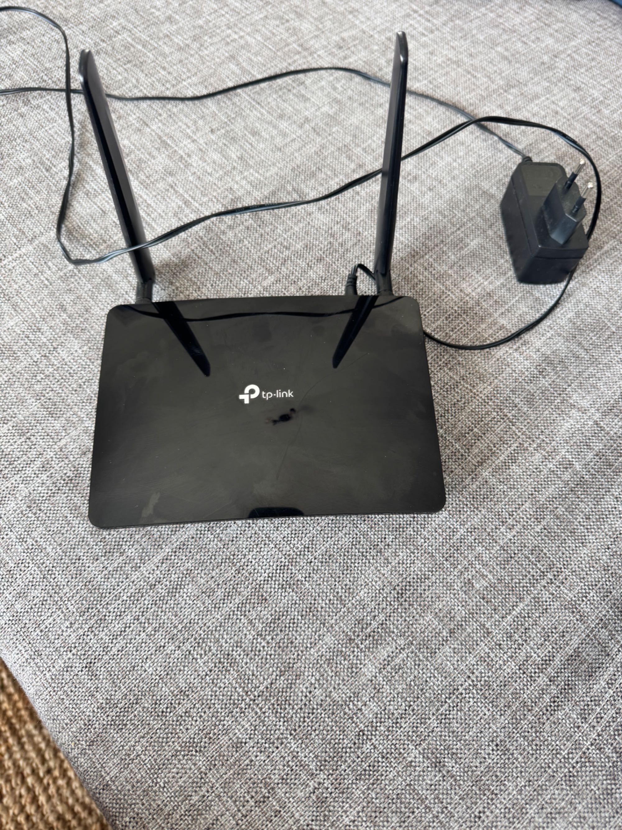 TPLink Archer  MR4000