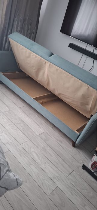 Canapea 3 locuri extensibilă – stare foarte bună