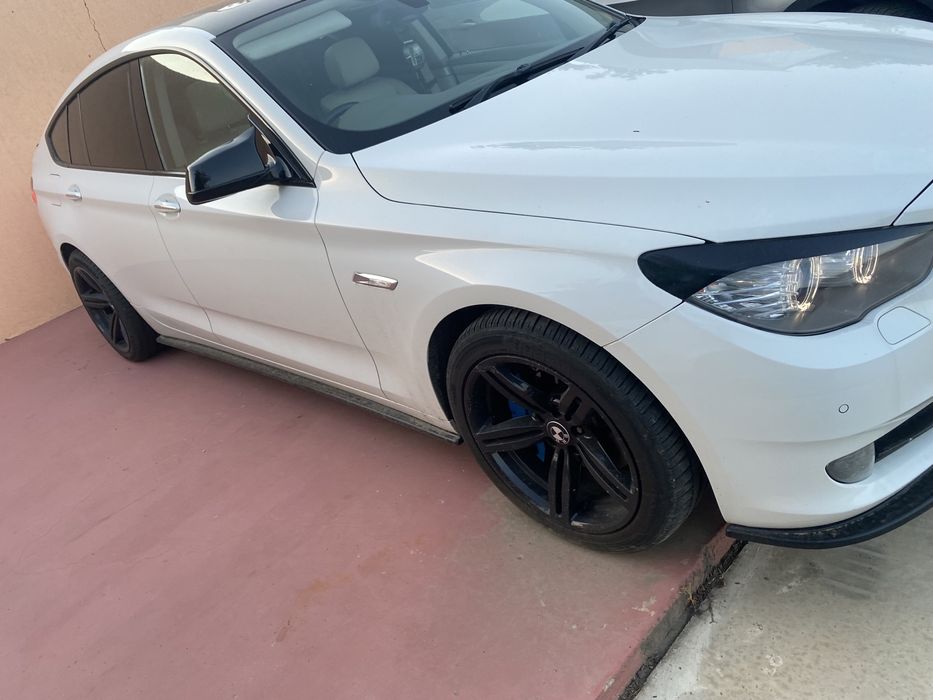 Dezmembrez bmw seria 5 gt euro 5 motor de 3.0 245 cp