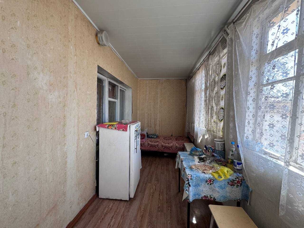 Юнусабад, ор-р Батанический сад, 3/4/4 кирпич 66 кв.м. без ремонта=