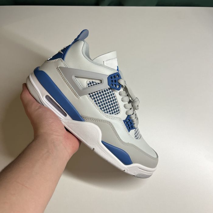 Jordan 4 Military Blue