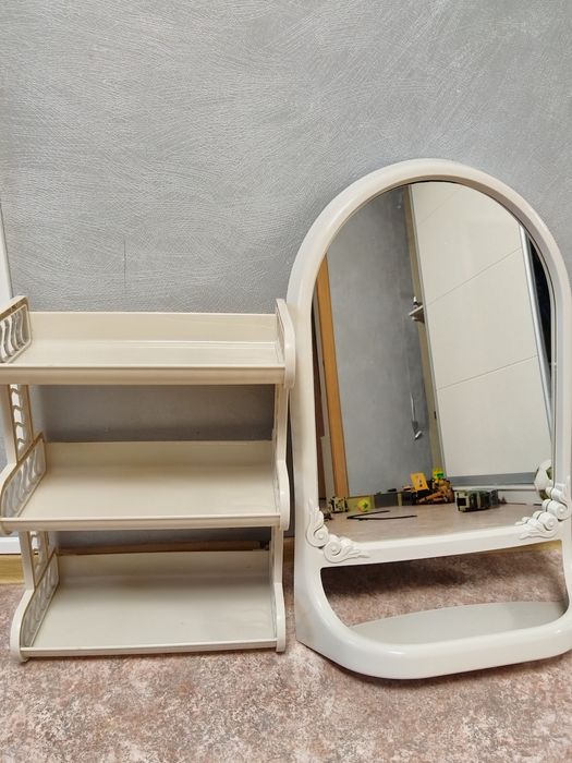 Подставки в ванную комнату