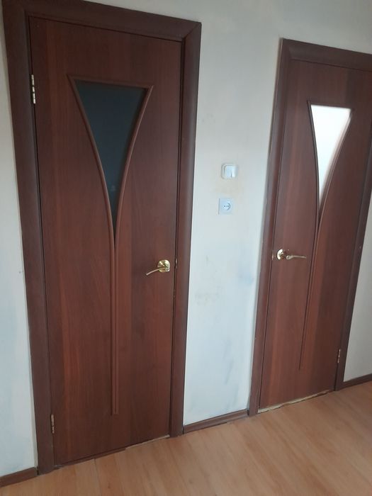 Продам межкомнатную двери