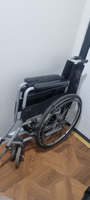Инвалидная коляска