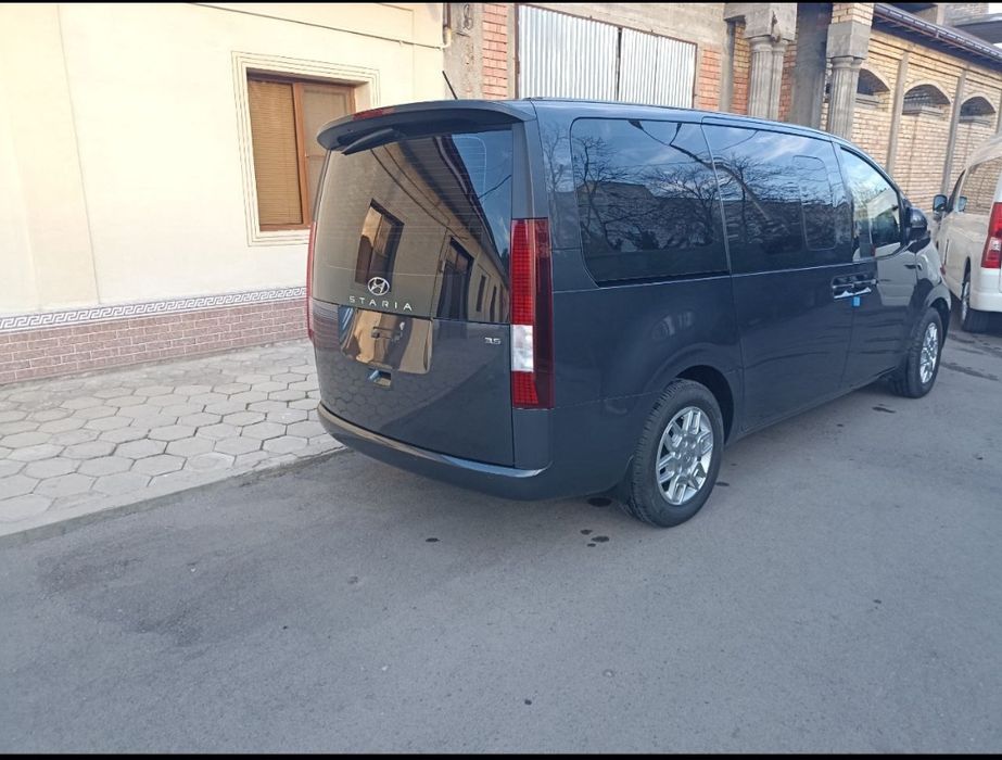 Хундай staria 2023 год