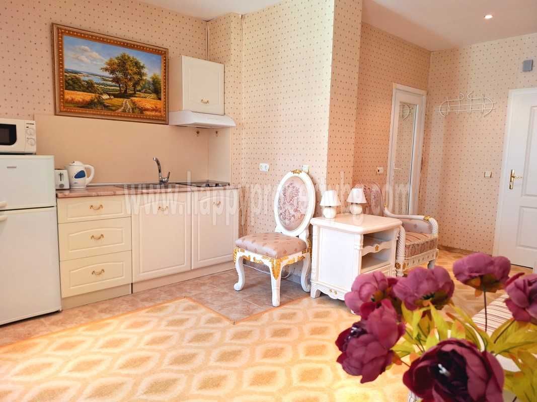 Продава се Едностаен апартамент в к.к. Елените - 38 кв.м за 1172 €/кв.м - Снимка #4