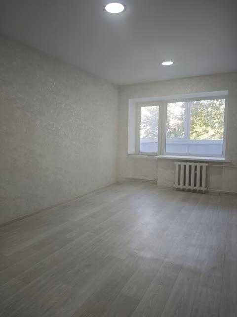 Продам 1-комн.квартиру, центр, кирпичный дом