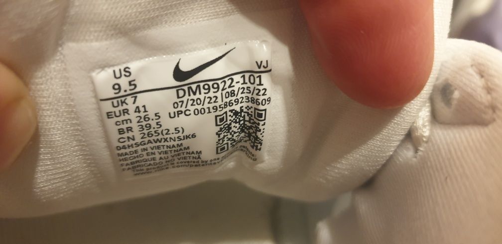 Nike Air Max Futura UK 7 / 41/26.5 см НОВО! ОРИГИНАЛ! Дамски Маратонки