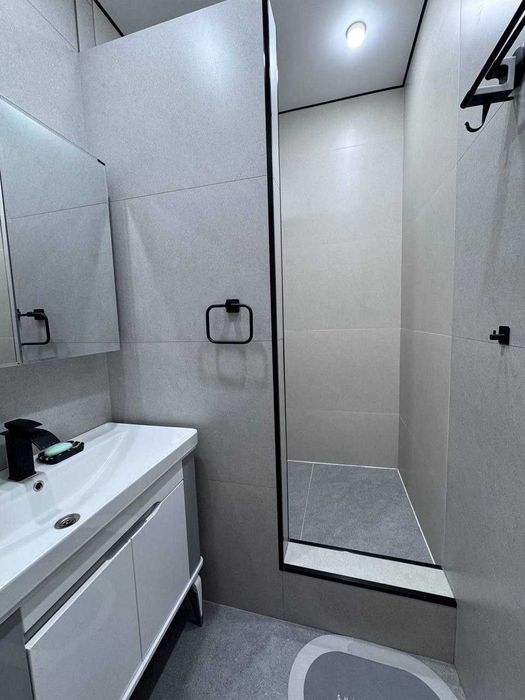 3 хоналик квартира 7 этаж, крытый савдо мажмуаси