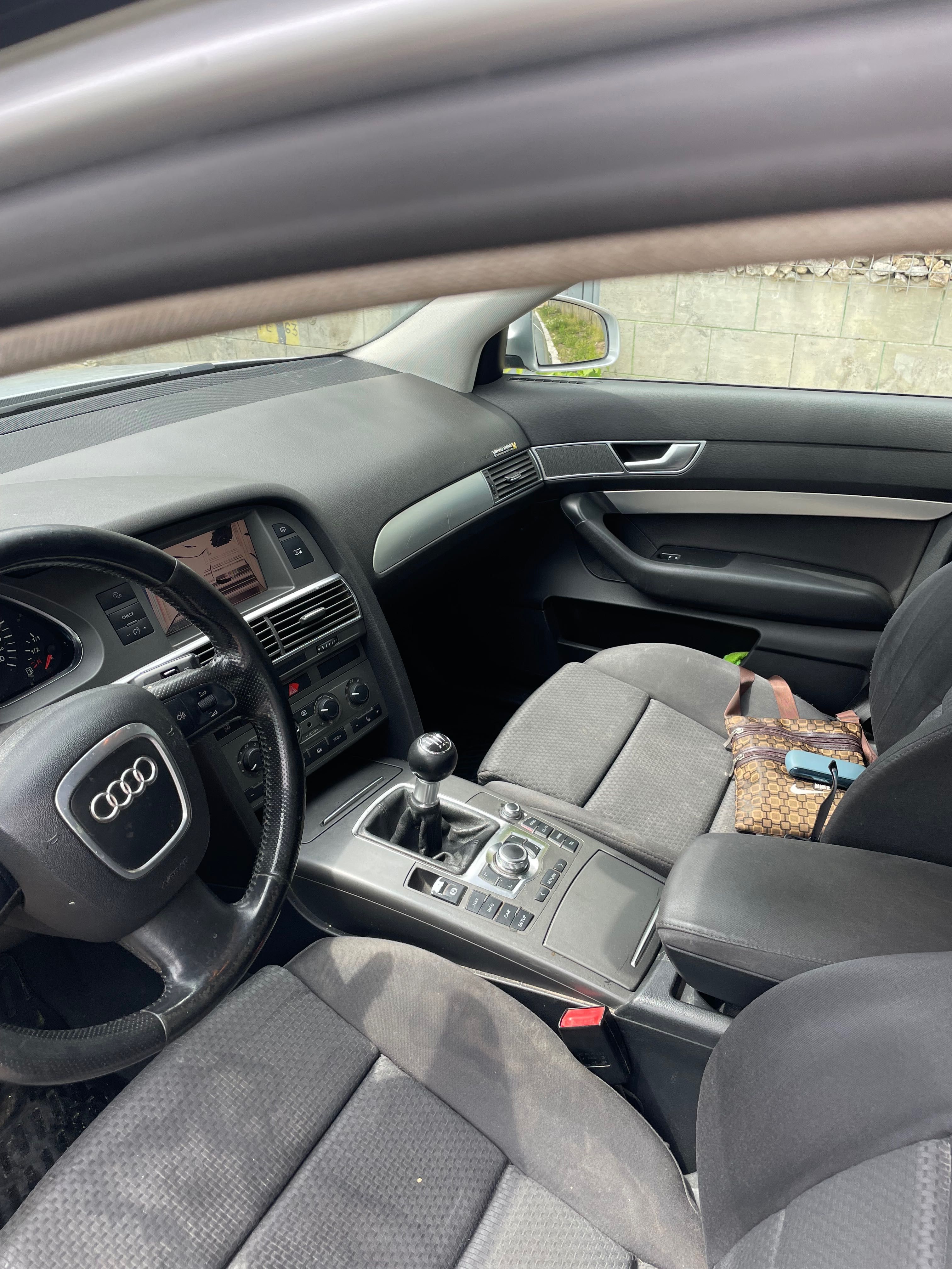 Se vinde audi a6 c6, an 2005, motor 2.4 benzina !