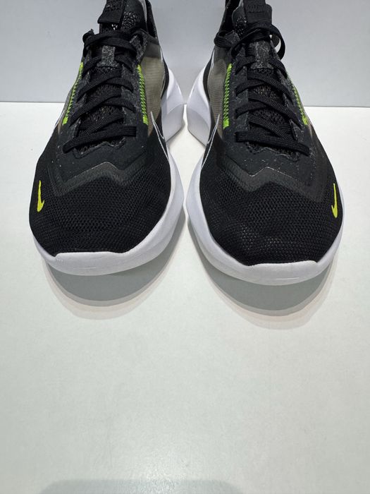 Маратонки NIKE VISTA .Номер 40