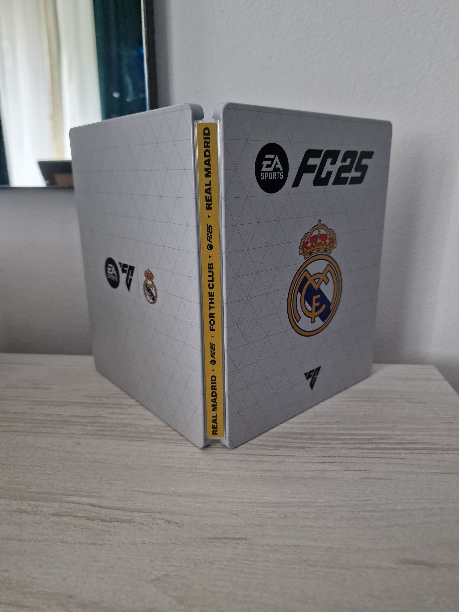 FC25 ps4 ps5 Real Madrid Steelbook