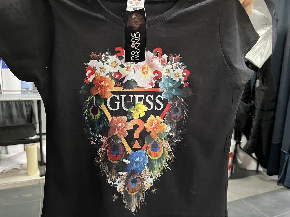 Тениска GUESS от NoOne Brand бяла