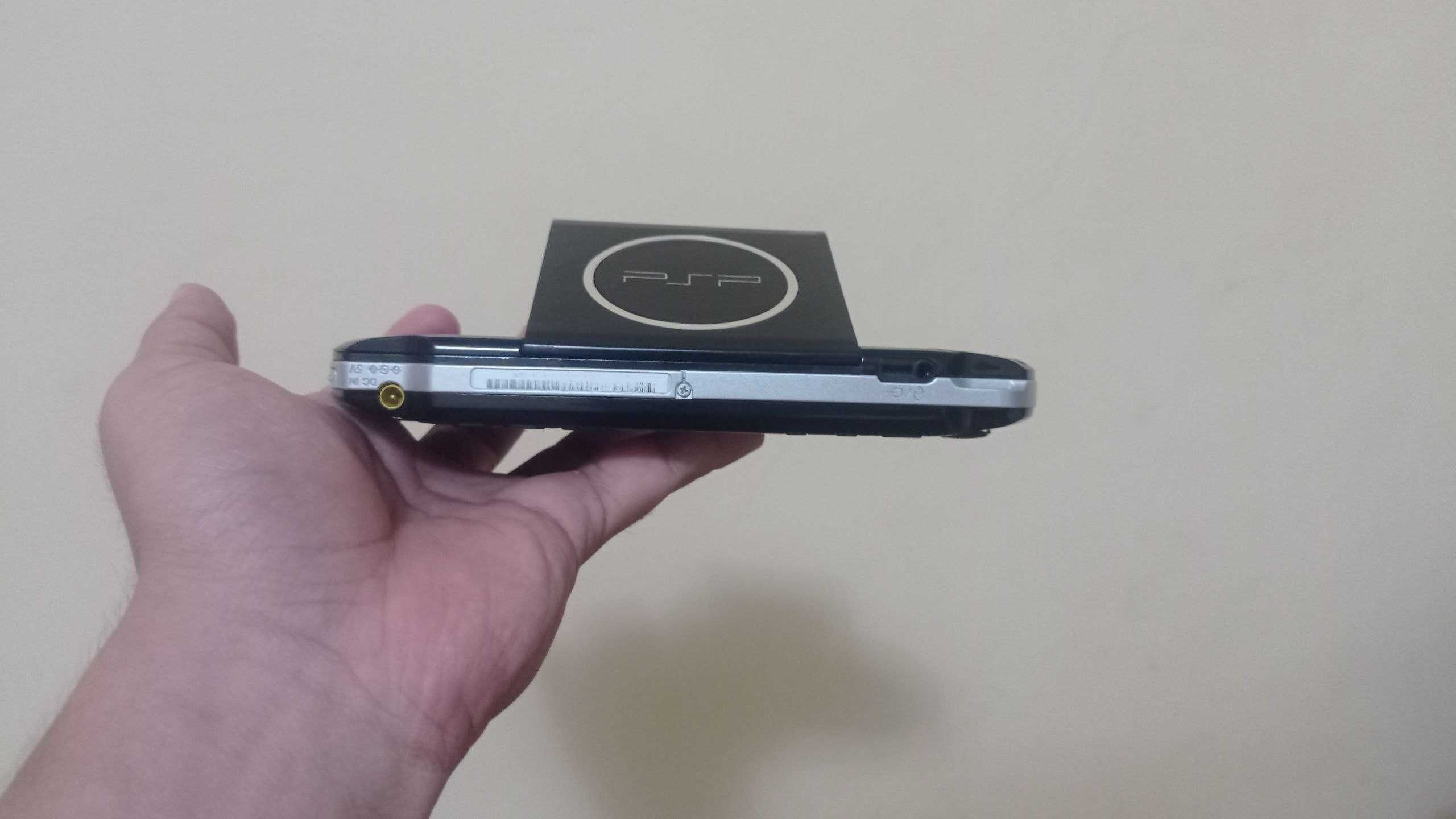 Sony PSP-3000 sotiladi