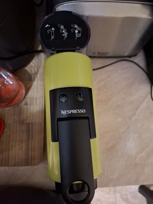 Кафе машина Nespresso