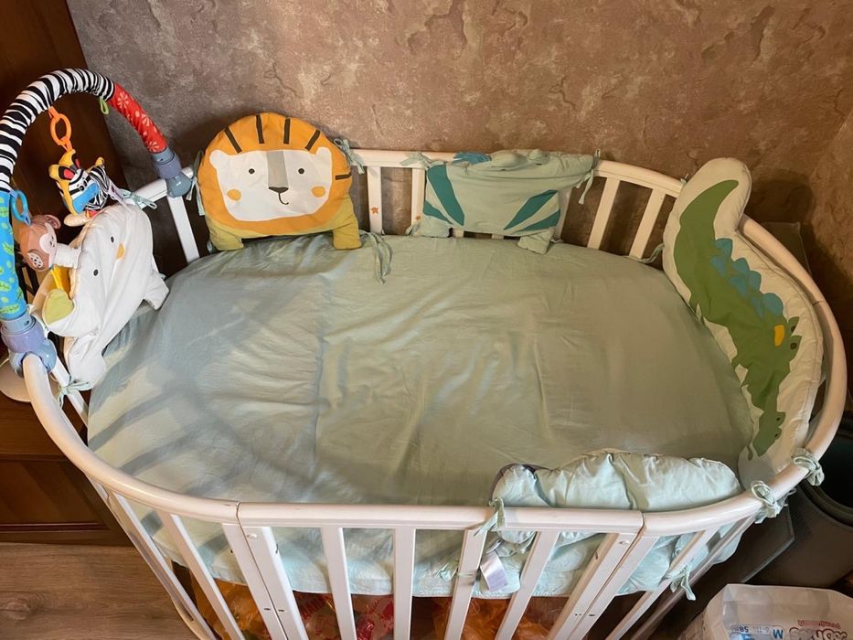 Кроватка детская