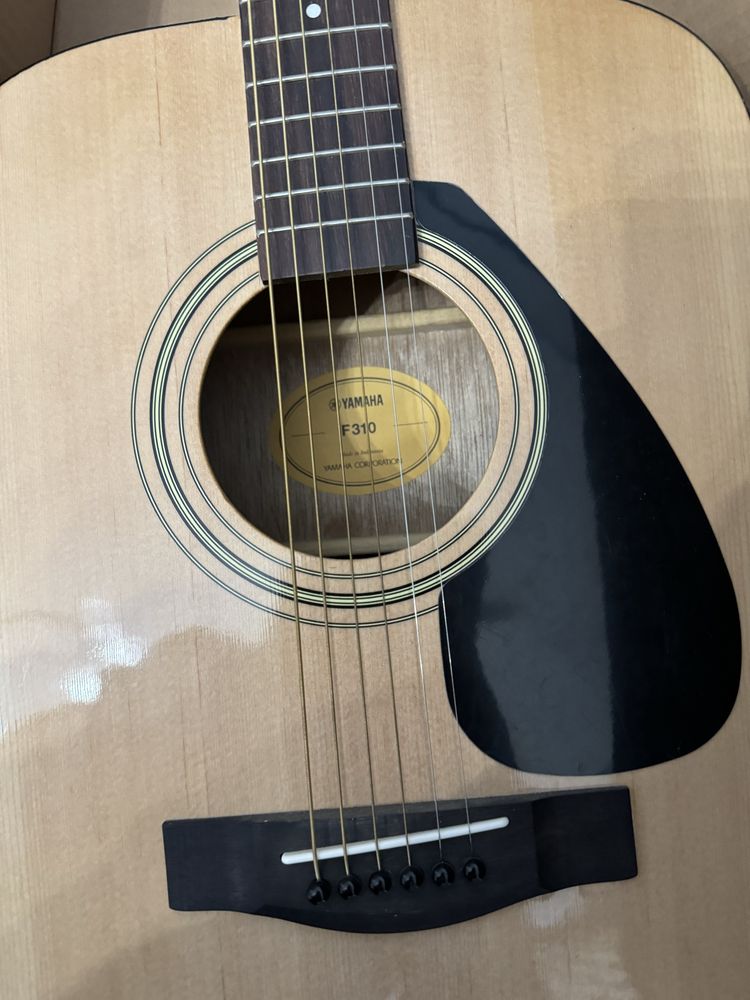 Гитара yamaha