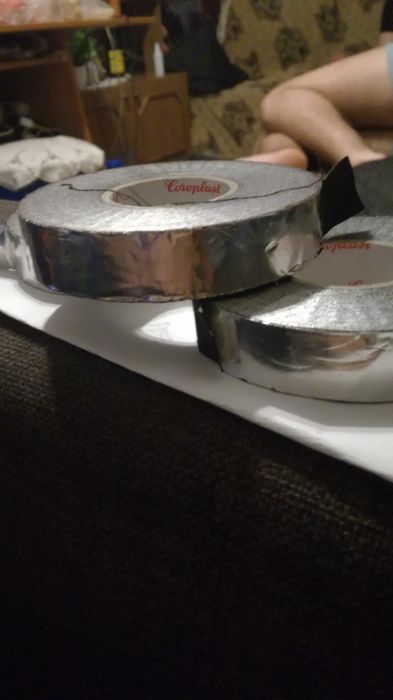 Bandă izolatore 30m cu protectie metalică argintie