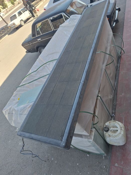 Reklama elektroni fasadga dukonlarga sotilad