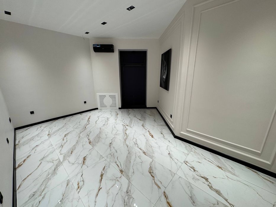 Чехова , B&B , Бон кафе | 125кв - нежилое помещение Продажа